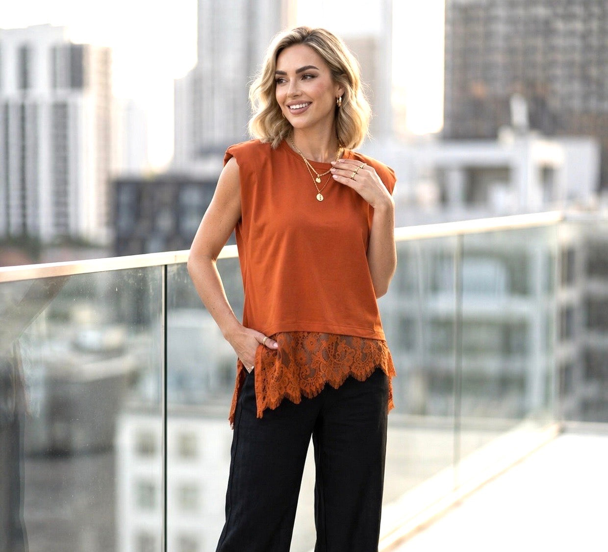 T-Shirt con pizzo